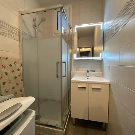 T2 Au Centre De Cauterets, Parking Et Local A - Fr-1-812-91 Apartmán *